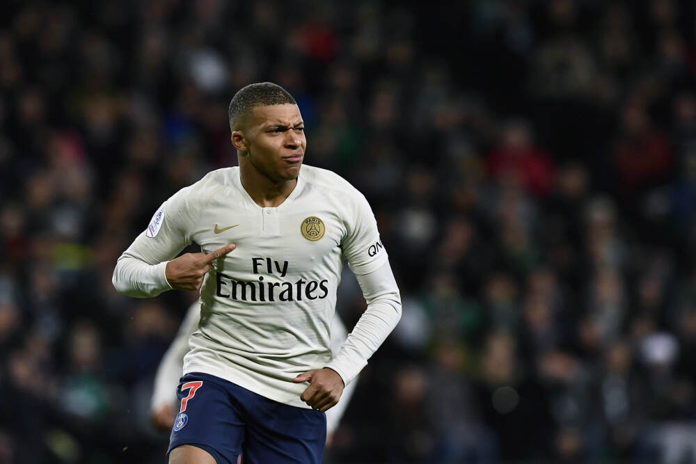 国家邮政局：严防烟花爆竹等禁寄物品流入寄递渠道